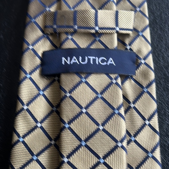 Nautica Yellow, Black & White Silk Tie - Picture 4 of 5